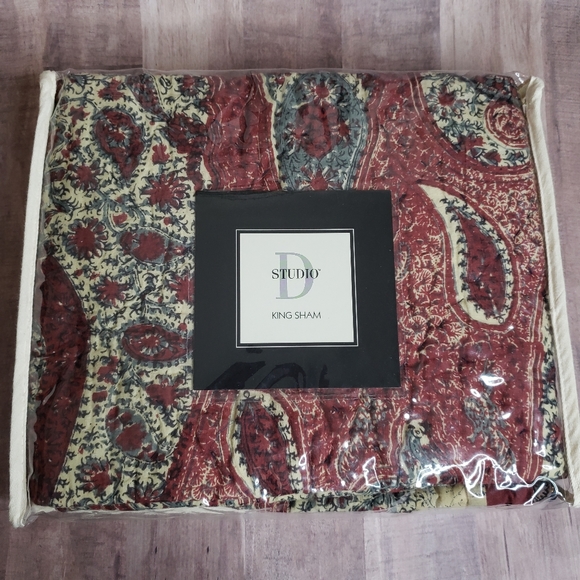 Studio D King Size Sham Pair Paisley Burgundy Blue Cream Floral Marley NWT - Picture 10 of 10
